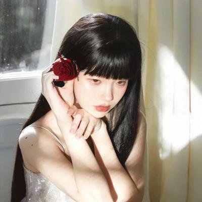 花中寻凶：死亡与鲜花 海报